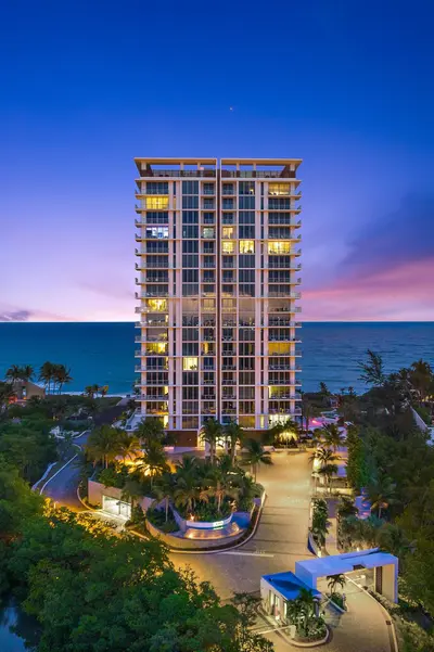 5000 N Ocean Drive 1701, Singer Island – sold