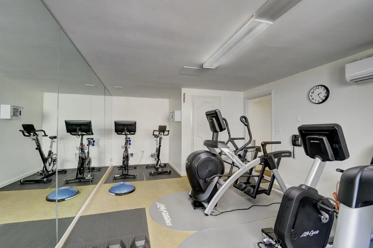 Fitness Center at 100 Royal Palm Way G3, Palm Beach