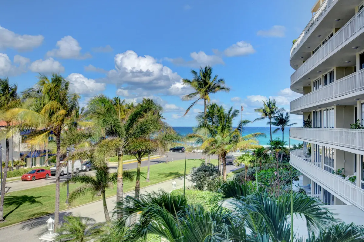 Ocean View at 100 Royal Palm Way G3, Palm Beach