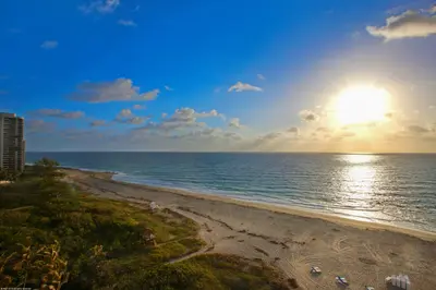 3800 N Ocean Drive 1453, Singer Island – sold
