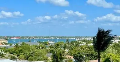 2700 N Ocean Drive 406b, Riviera Beach – sold