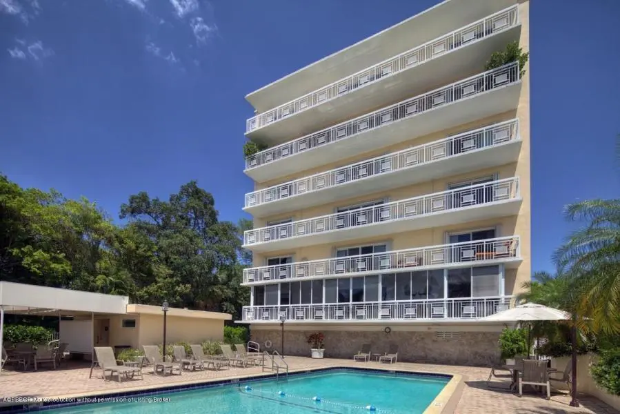 condo pool at 250 Bradley Place 204, Palm Beach
