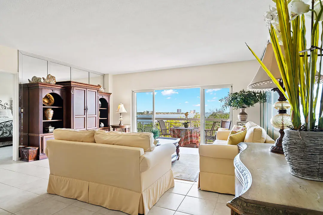 250-BRADLEY-PL-APT-706-33480-004 at 250 Bradley Place 706, Palm Beach