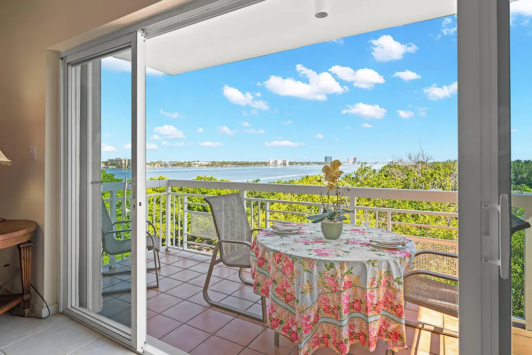 250-BRADLEY-PL-APT-706-33480-007 at 250 Bradley Place 706, Palm Beach