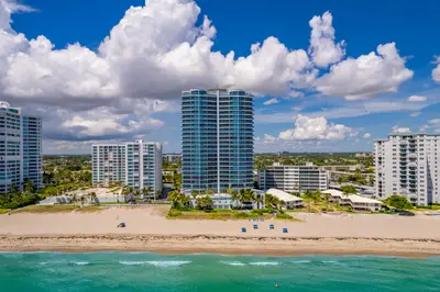 1600 S Ocean Boulevard 1203, Lauderdale-By-The-Sea – sold
