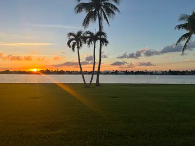 2170 Ibis Isle Road 1, Palm Beach – sold