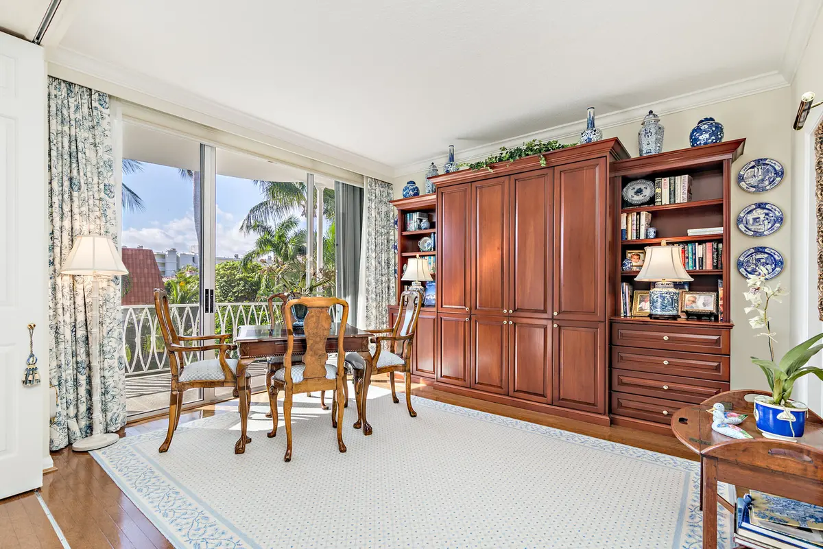 low-7 at 429 Australian Avenue 100, Palm Beach