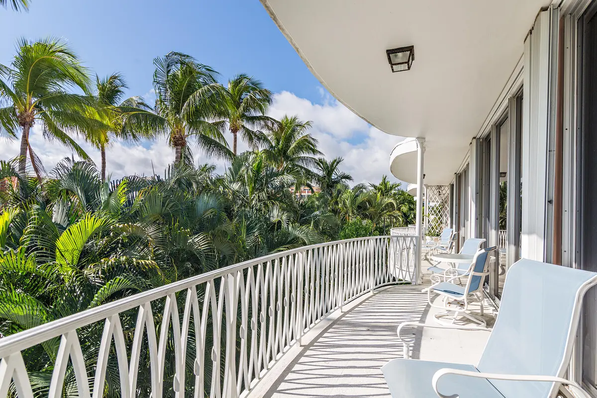 low-22 at 429 Australian Avenue 100, Palm Beach