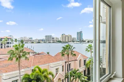 250 Bradley Place 610, Palm Beach – sold