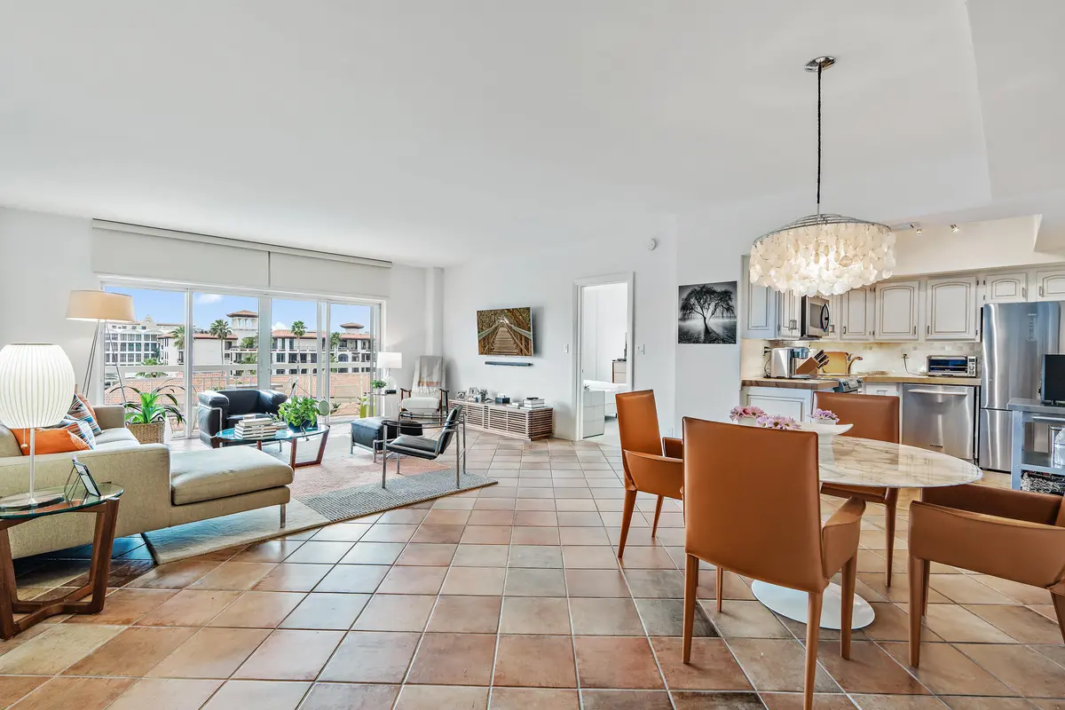 250 Bradley Place unit 610-9 at 250 Bradley Place 610, Palm Beach