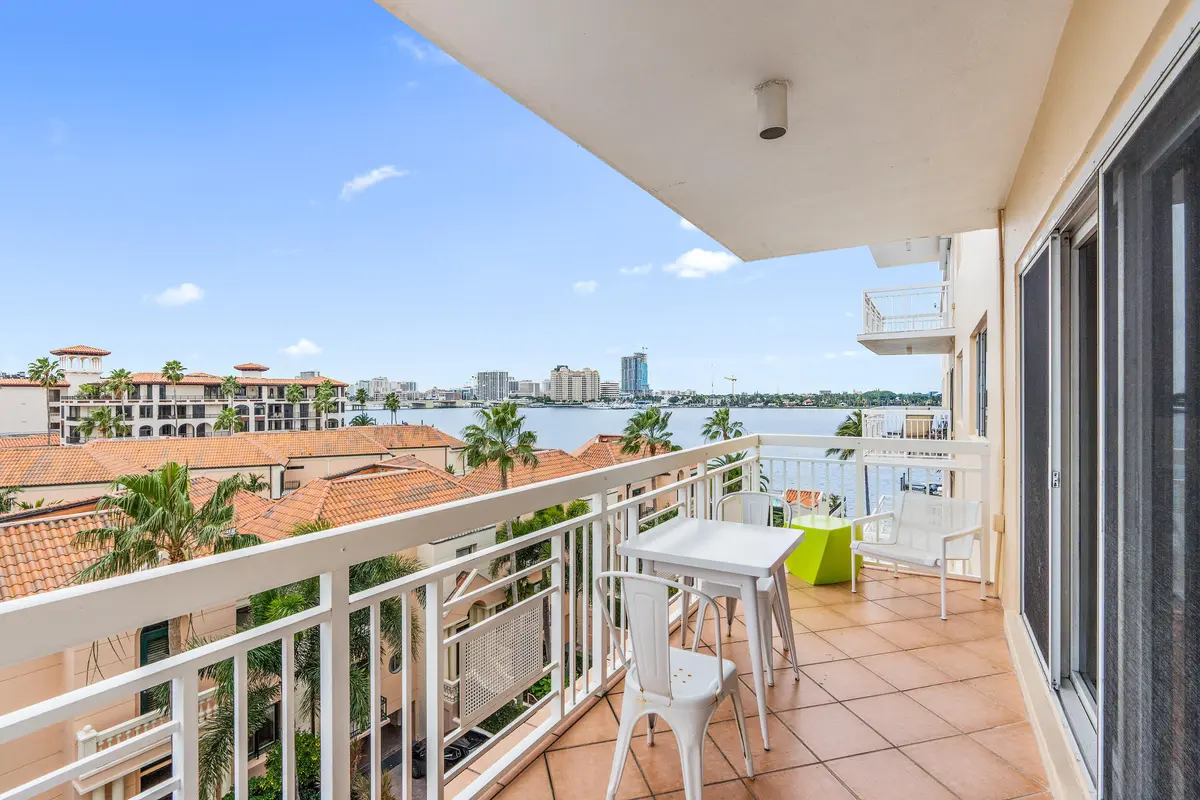 250 Bradley Place unit 610-14 at 250 Bradley Place 610, Palm Beach