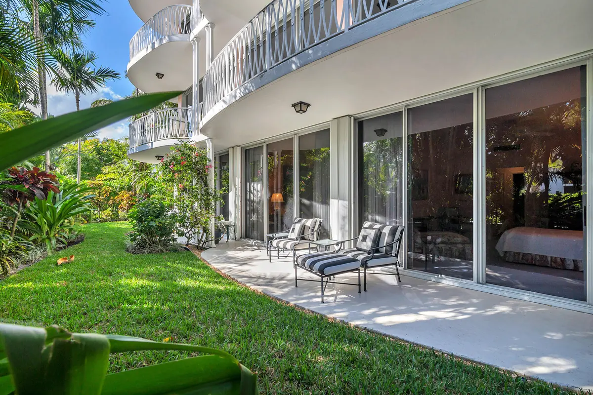 Terrace at 429 Australian Avenue 3, Palm Beach