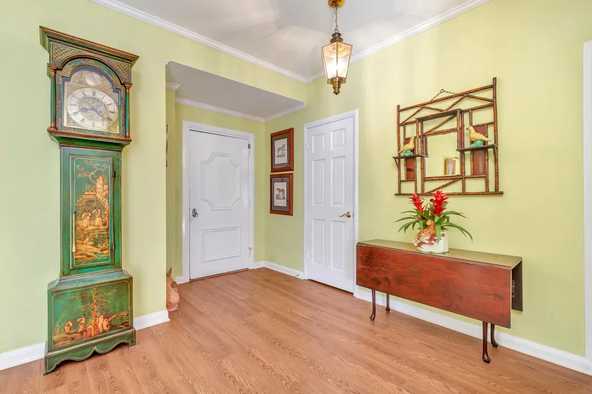 Foyer at 429 Australian Avenue 3, Palm Beach