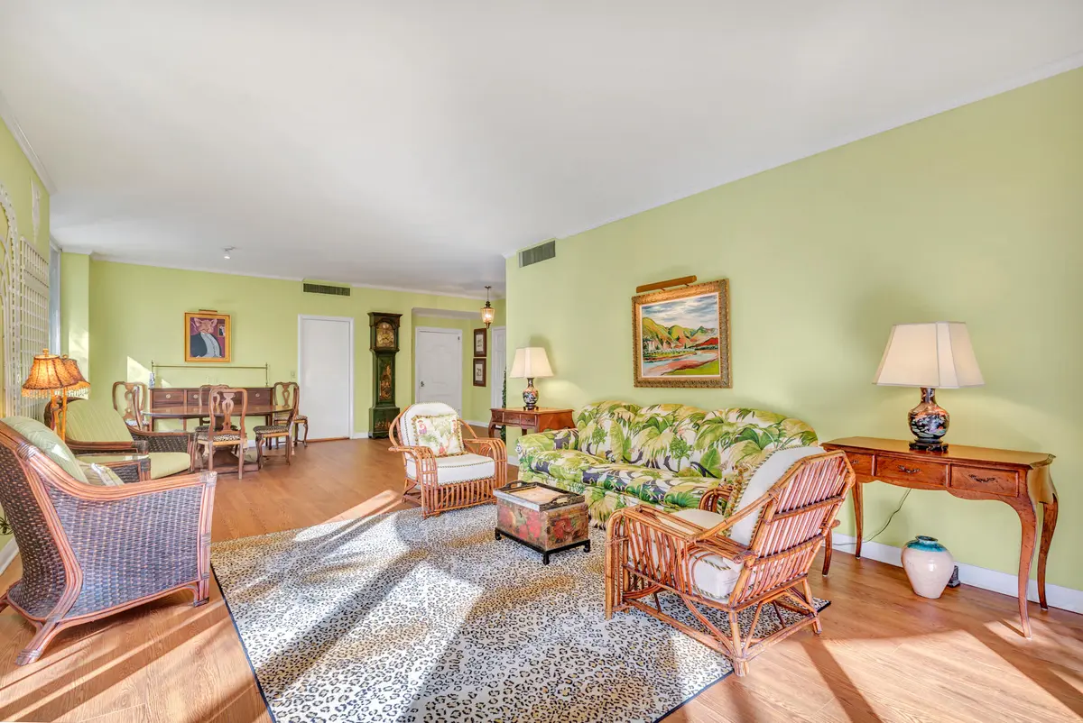 Living Room at 429 Australian Avenue 3, Palm Beach