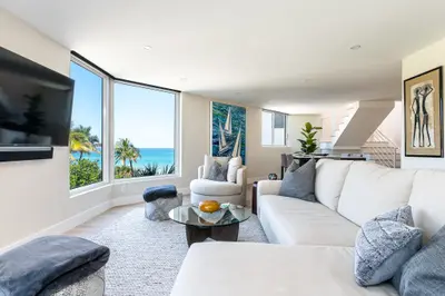 2565 S Ocean Boulevard 206n, Highland Beach – sold
