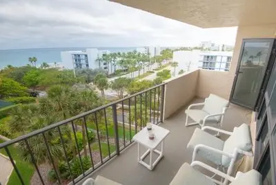 4900 N Ocean Boulevard 719, Lauderdale-By-The-Sea – sold