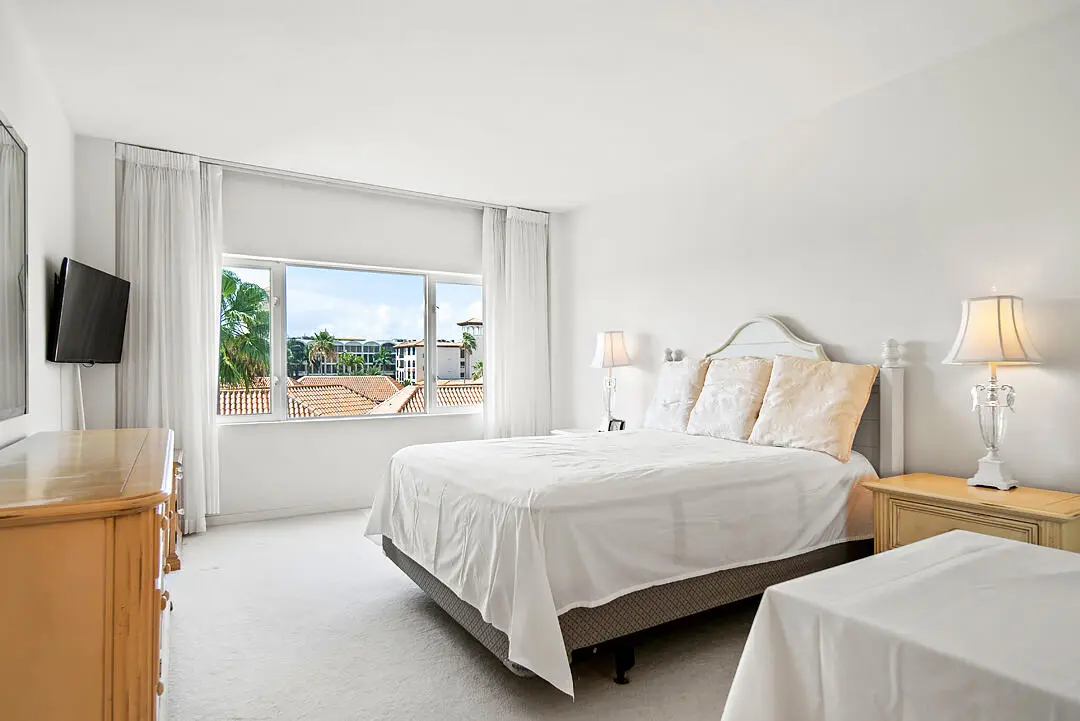 250-BRADLEY-PL-APT-502-33480-014 at 250 Bradley Place 502, Palm Beach