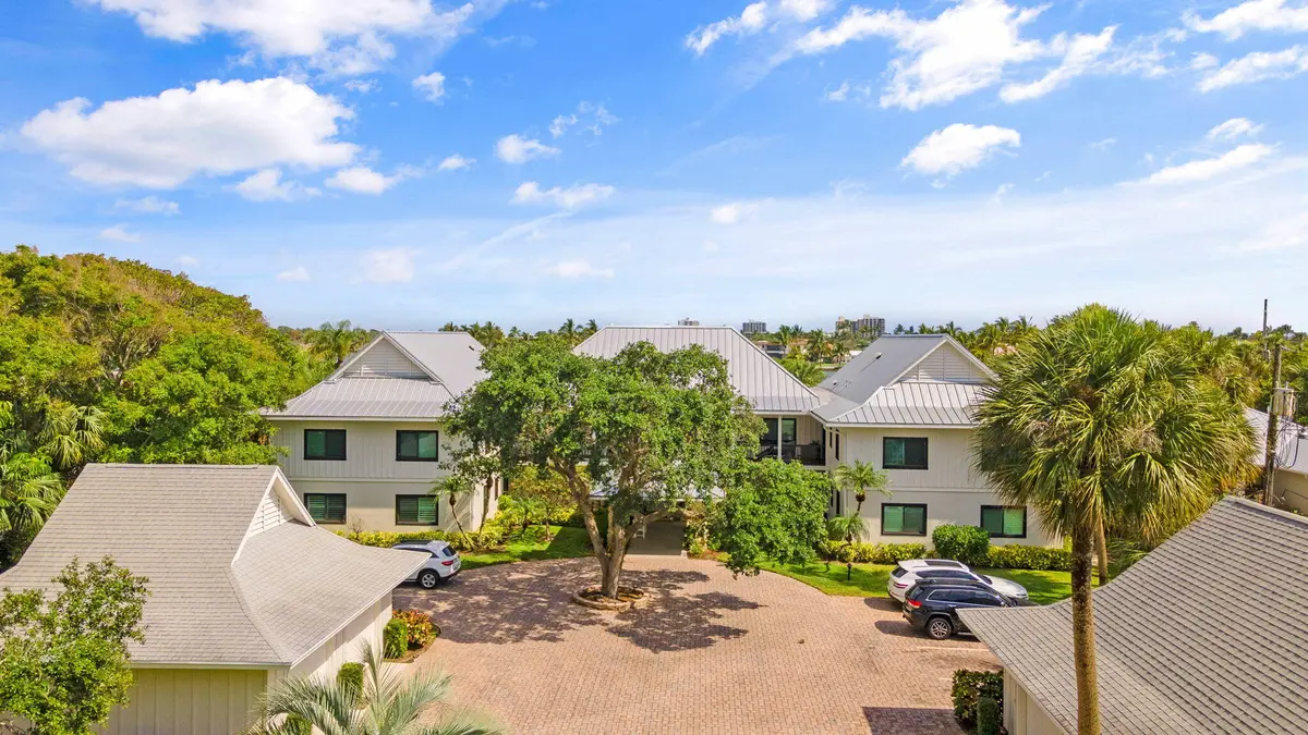 Quaint Community at 851 Saturn Street F, Jupiter
