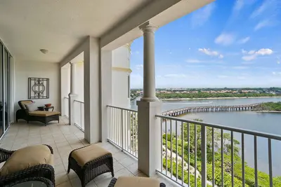 700 S Us Highway 1 602, Jupiter – sold