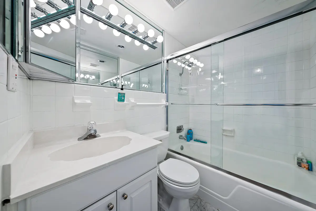 250 Bradley Pl Unit 308 MLS-4 at 250 Bradley Place 308, Palm Beach