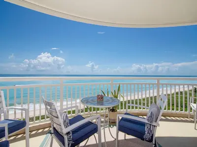 3702 N Highway A1a 1003, Hutchinson Island – sold
