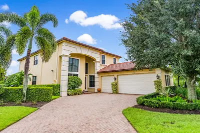 6786 Fox Hollow Drive, West Palm Beach – Single Family Residence for sale