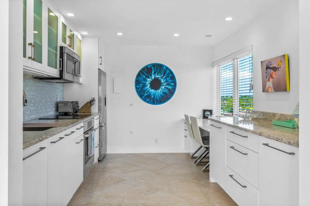 009-250BradleyPlace-PalmBeach-FL-33480-S at 250 Bradley Place 602, Palm Beach