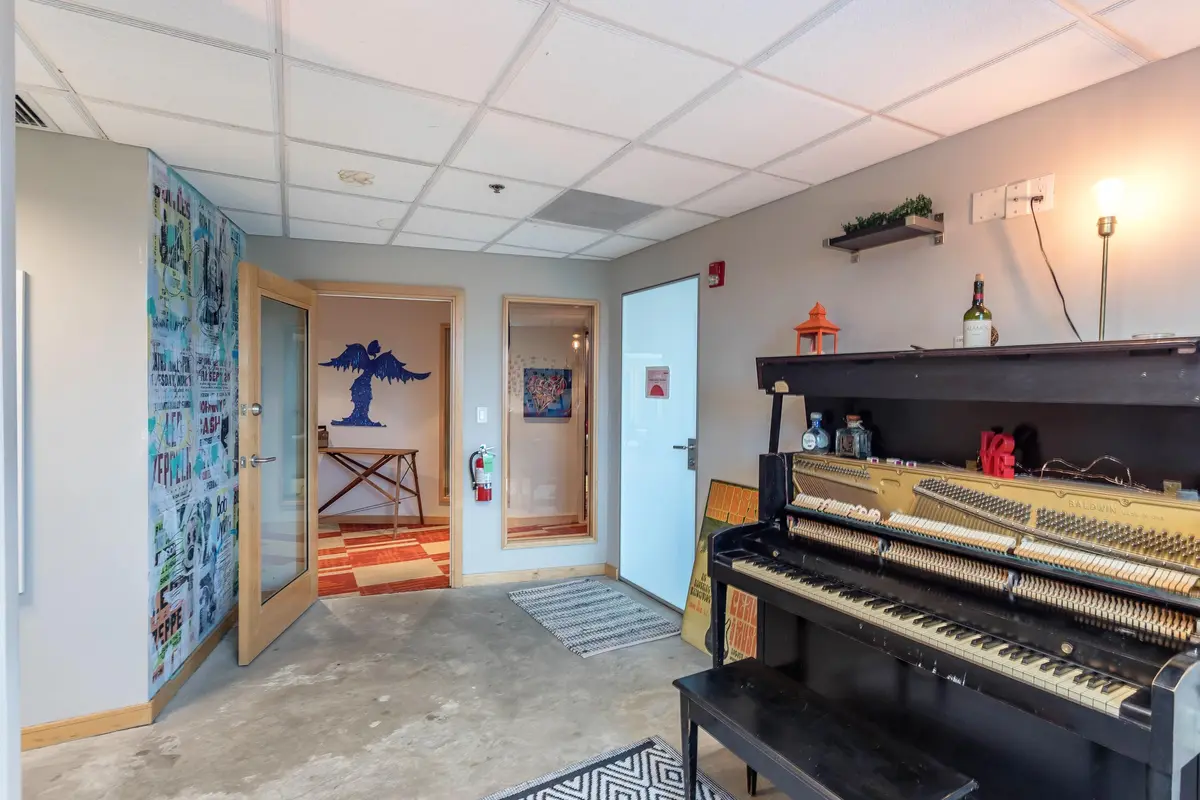 Artist Lounges at 5020 Biscayne Boulevard, Miami