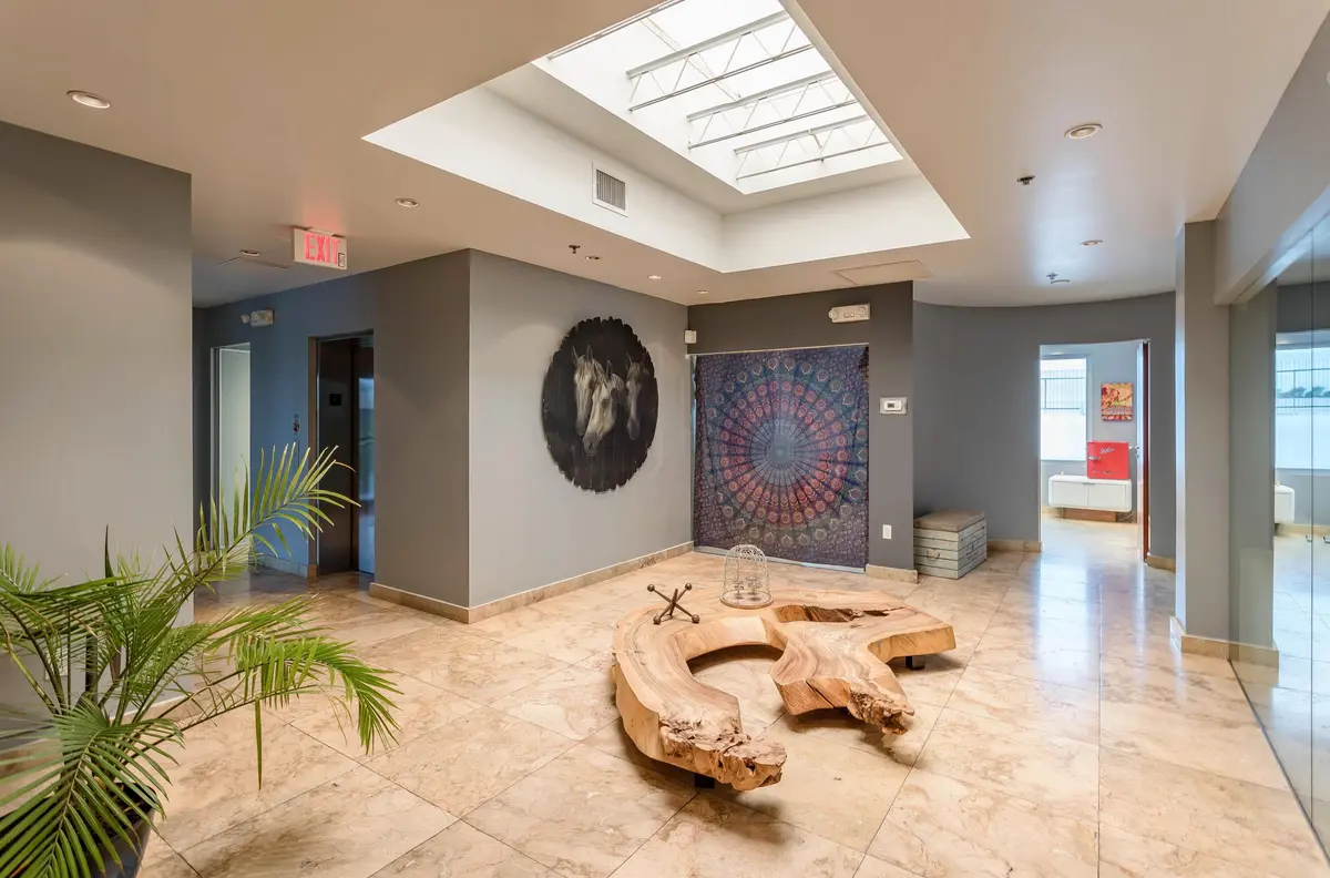 Entrance at 5020 Biscayne Boulevard, Miami
