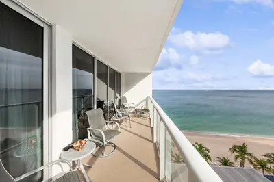4300 N Ocean Boulevard 10m, Fort Lauderdale – sold