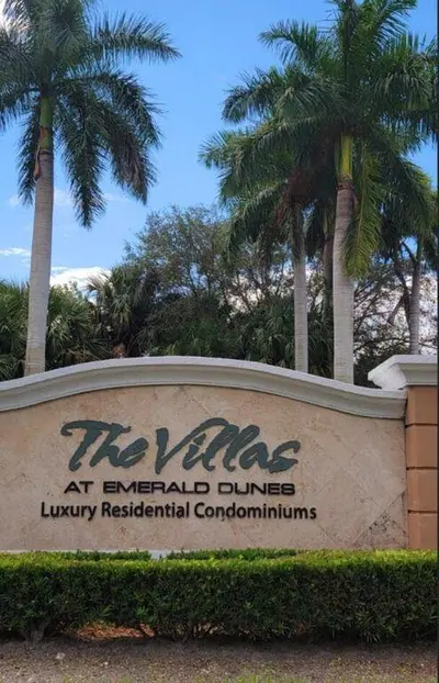 6533 Emerald Dunes Drive 304, West Palm Beach – sold
