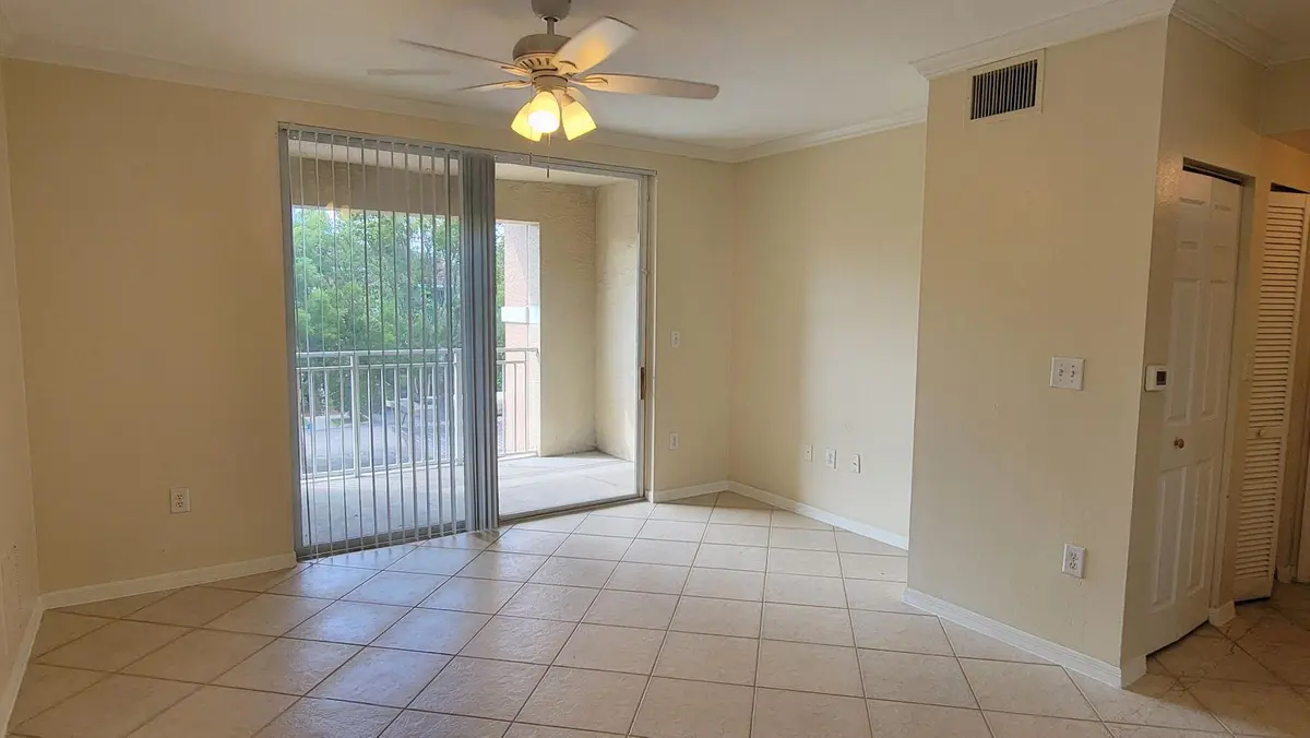 20211025140643272203000000-o at 6533 Emerald Dunes Drive 304, West Palm Beach