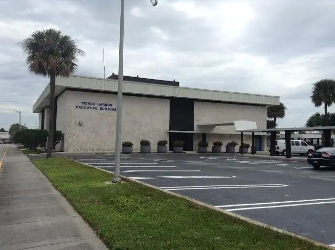 300 outdoor 2 at 300 S 6th Street, Fort Pierce