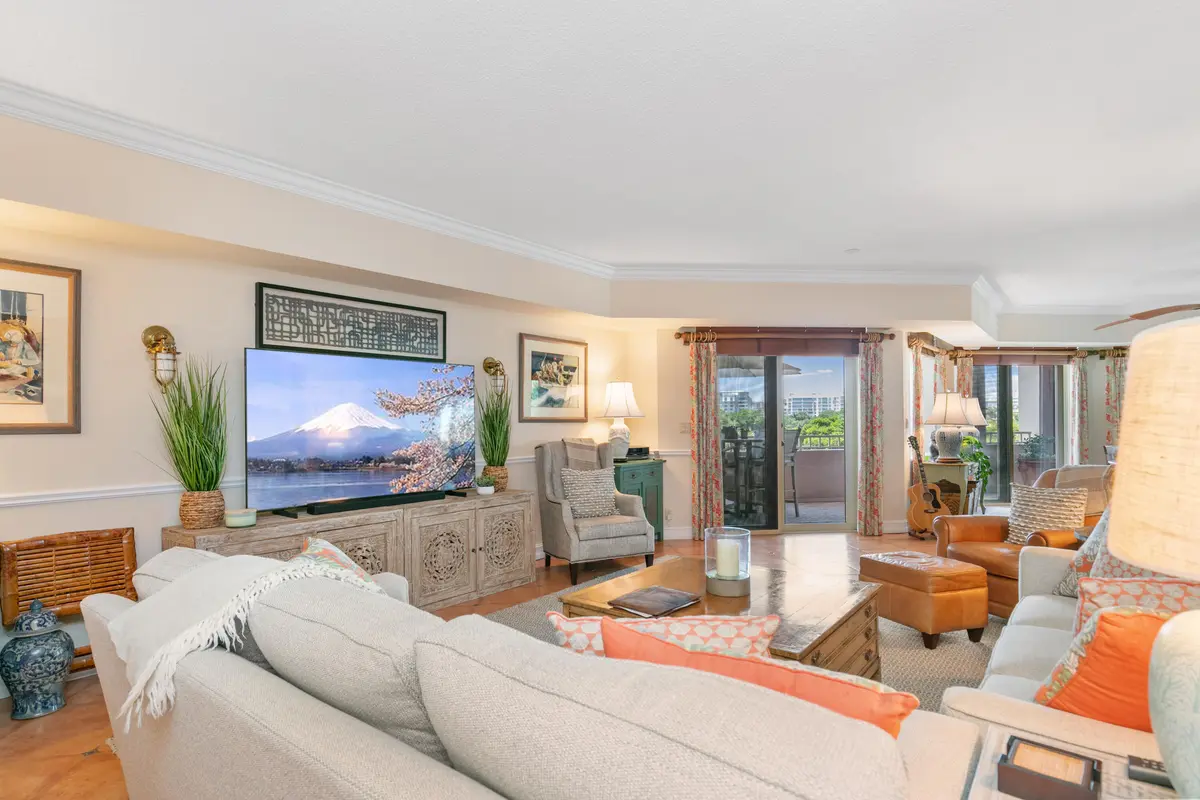2M8A7187 at 300 SE 5th Avenue 4150, Boca Raton