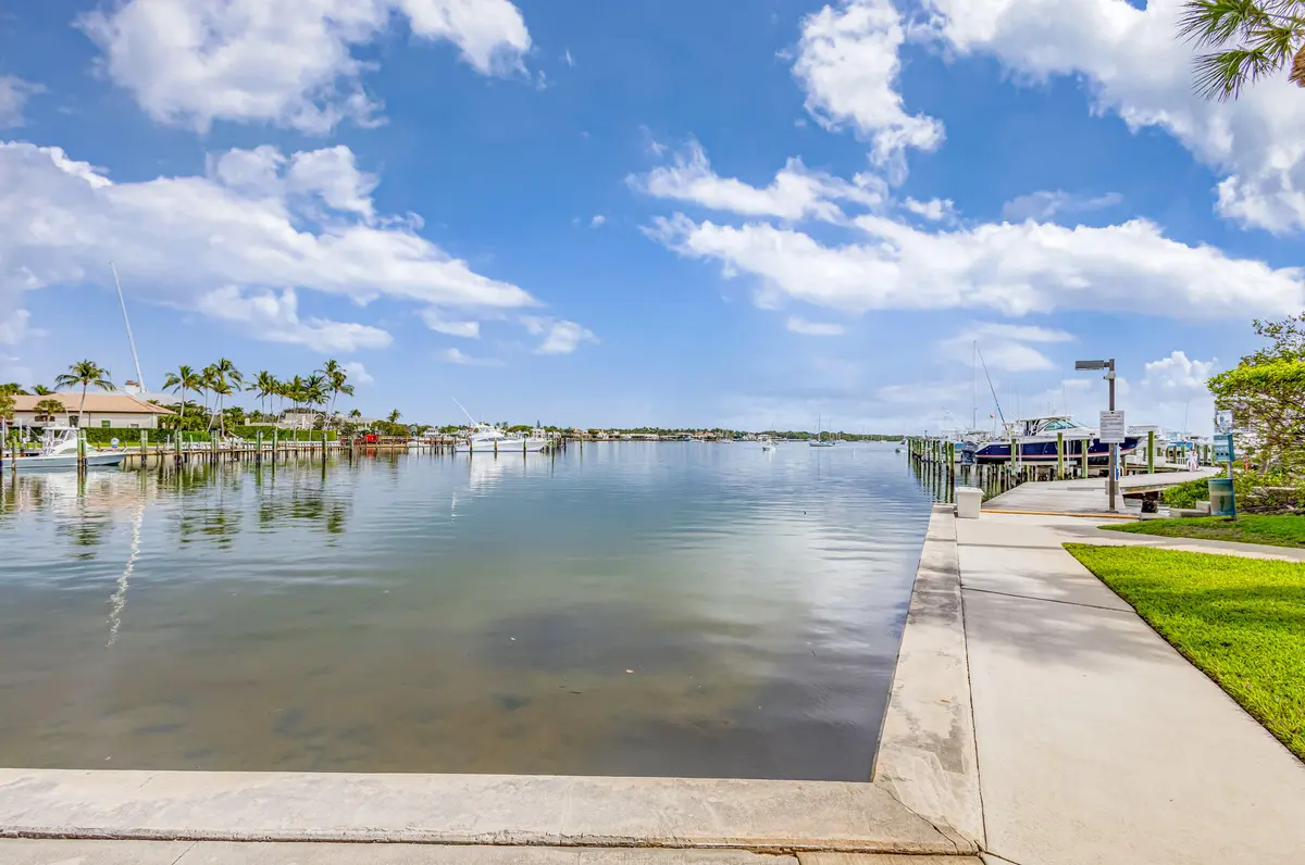 View from your Back Door! at 11390 Twelve Oaks Way 122, North Palm Beach