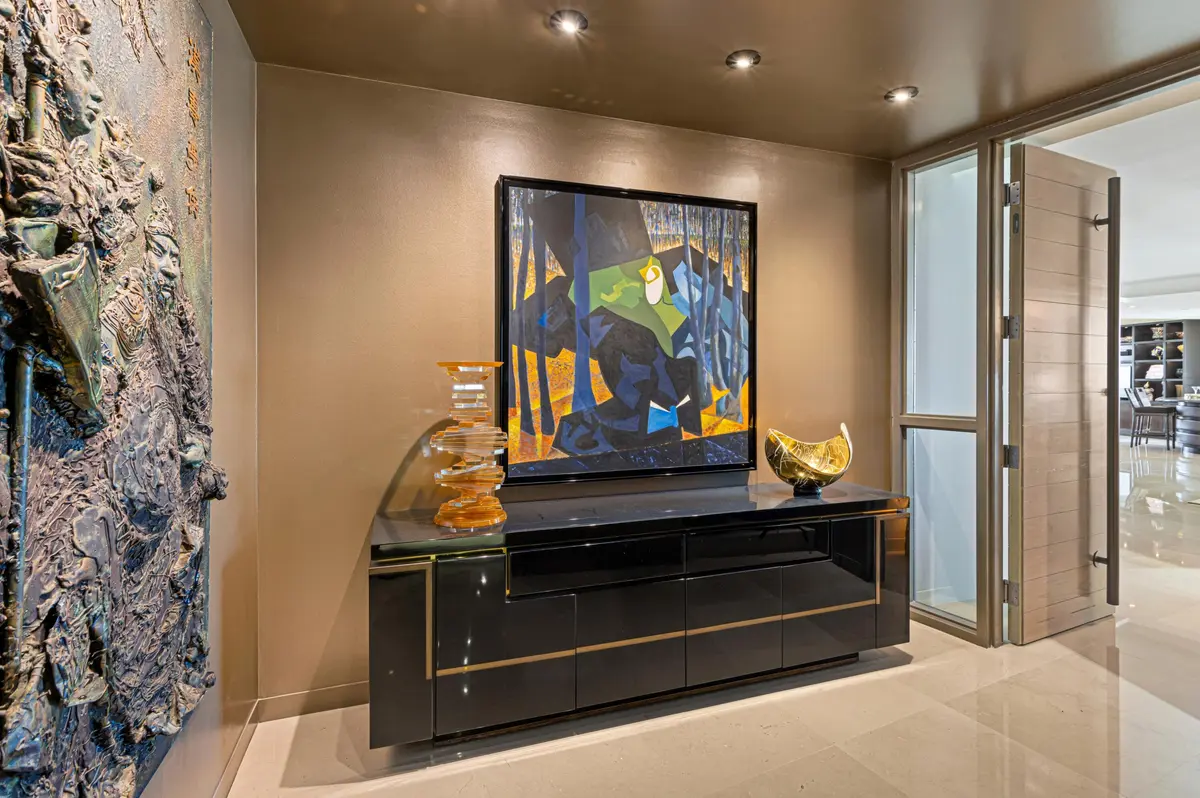 FOYER at 2494 S Ocean Boulevard J7, Boca Raton