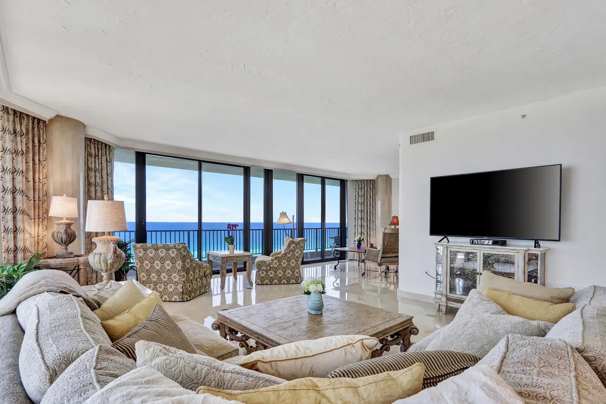 800 Ocean Dr Apt 1101 Juno-print-025-034 at 800 Ocean Drive 1101, Juno Beach