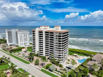 800 Ocean Drive 601, Juno Beach – sold