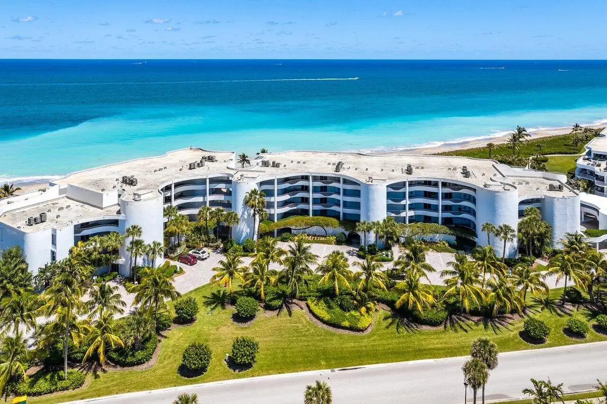 Aerial at 2001 SE Sailfish Point Boulevard 317, Stuart