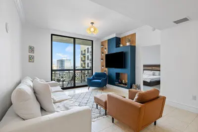 801 S Olive Avenue 1418, West Palm Beach – sold