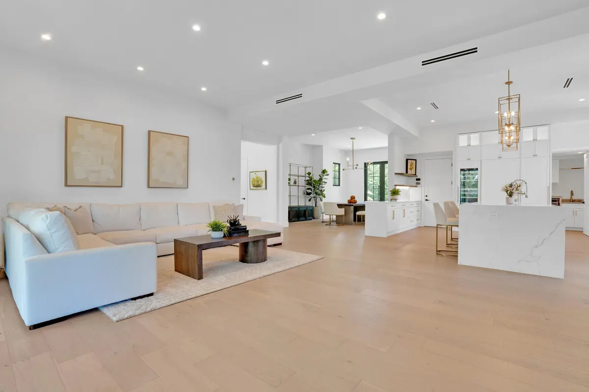 17_image_17_mls at 7905 S Flagler Drive, West Palm Beach