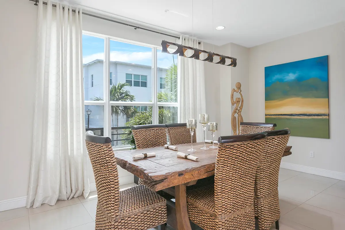 Dining Room at 2900 NE 12th Terrace 32, Oakland Park