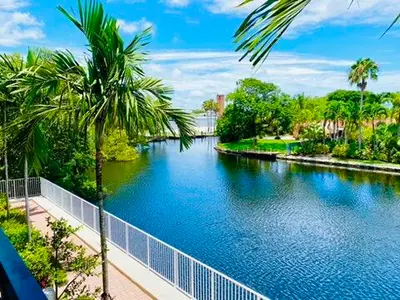 2900 NE 12th Terrace 32, Oakland Park – sold