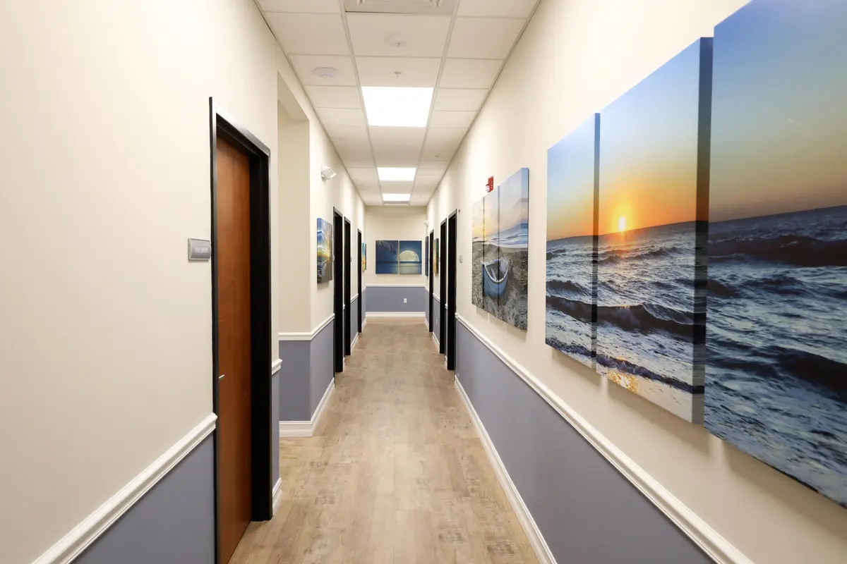 Gallery 8 at 1860 SW Fountainview Boulevard 100, Port St. Lucie