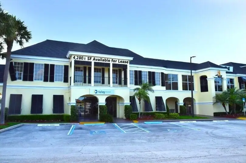 11811 US 1 at 11811 Us Highway One 205, North Palm Beach