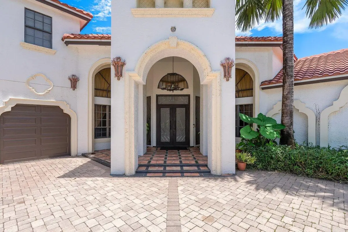 Front entry at 17654 Bocaire Way, Boca Raton