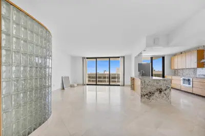 9 Island Avenue 2309, Miami Beach – sold