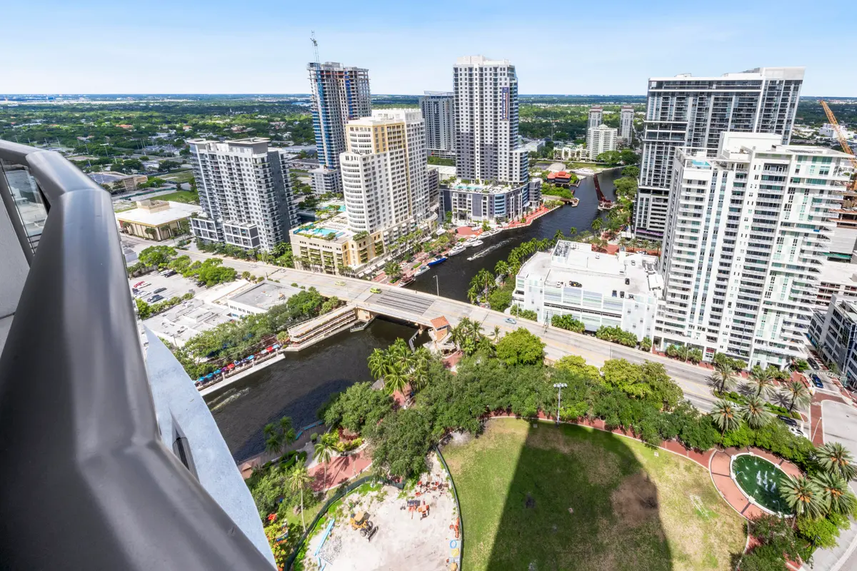 bb38 at 100 E Las Olas Boulevard 3303, Fort Lauderdale