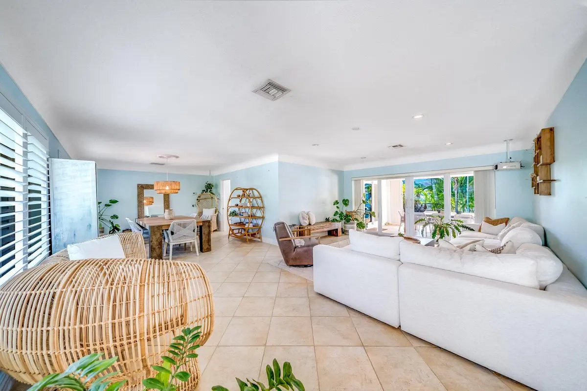 Living / Dining at 4010 NE 25th Avenue, Lighthouse Point