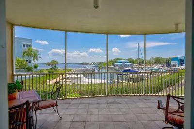 1160 SW Chapman Way 202, Palm City – sold